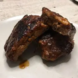 Costillas de cerdo ahumadas